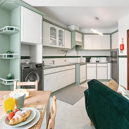 Apartment Florida - T2 Familiar Perto Da Sao Martinho do Porto